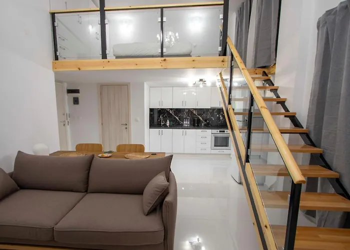 Hermione Elegant Loft